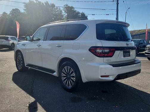2024 Nissan Armada SL 4WD
