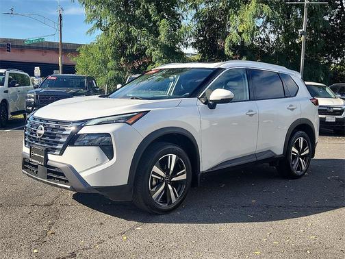 2024 Nissan Rogue SL