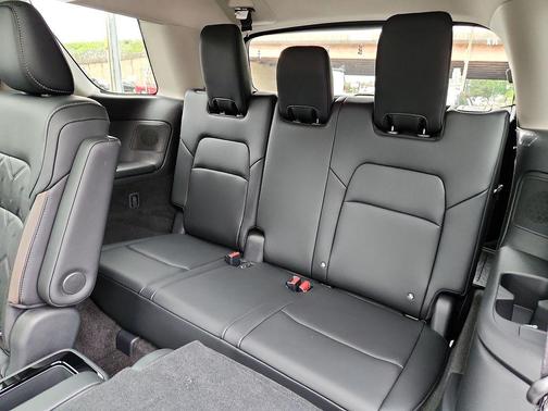Boulder Gray Pearl 2026 Nissan Pathfinder Platinum
