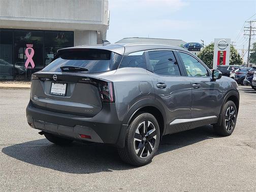 2025 Nissan Kicks SV