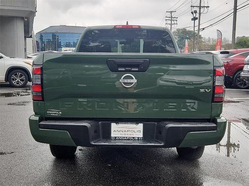2024 Nissan Frontier SV