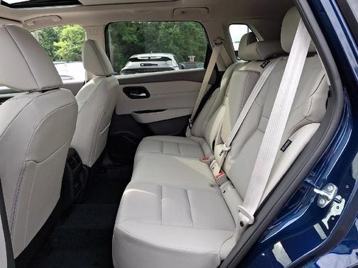 Deep Ocean Blue Pearl 2026 Nissan Rogue Dark Armor