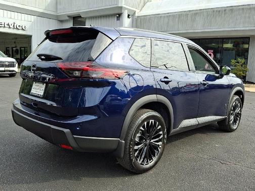 Deep Ocean Blue Pearl 2026 Nissan Rogue Dark Armor