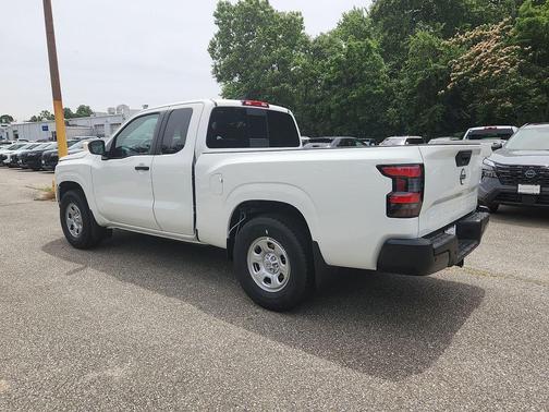 Glacier White 2026 Nissan Frontier S