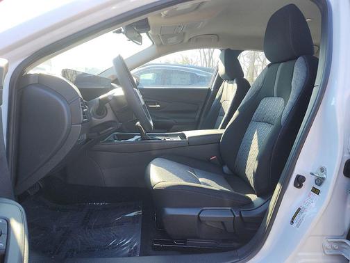 Fresh Powder 2026 Nissan Sentra SV