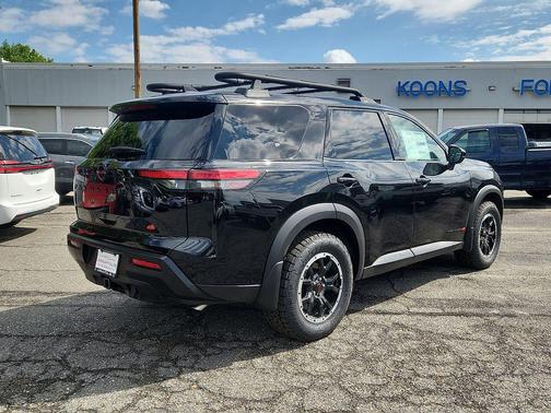 Super Black 2026 Nissan Pathfinder Rock Creek