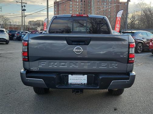 2022 Nissan Frontier SV