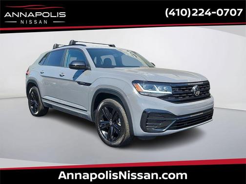 Pure Gray 2023 Volkswagen Atlas Cross Sport 2.0T SEL