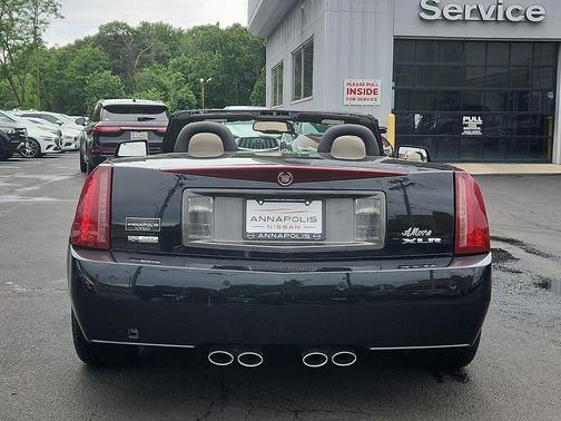 Star Black Metallic 2006 Cadillac XLR Base