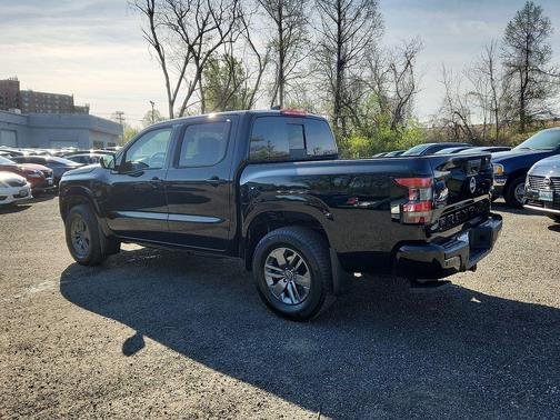 Super Black 2026 Nissan Frontier SV
