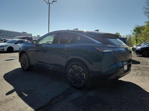 Aurora Blue Pearl Metallic 2026 Nissan Murano Platinum