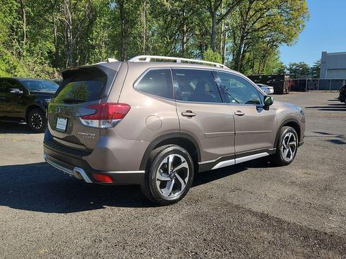 Brilliant Bronze Metallic 2023 Subaru Forester Touring
