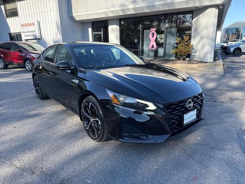 2023 Nissan Altima SR FWD