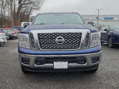 2018 Nissan Titan SV