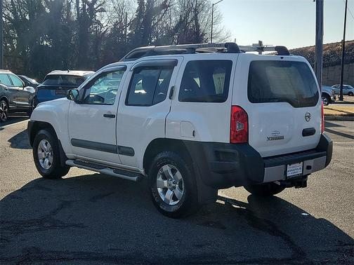 2011 Nissan Xterra S