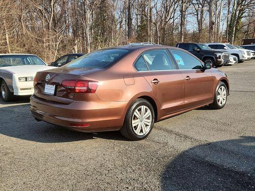 Dark Bronze Metallic 2017 Volkswagen Jetta 1.4T S