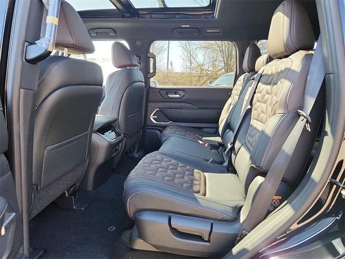 2025 Nissan Armada Platinum 4WD