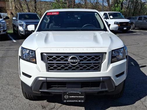 2022 Nissan Frontier SV