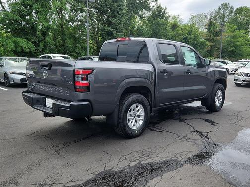 Gun Metallic 2026 Nissan Frontier S