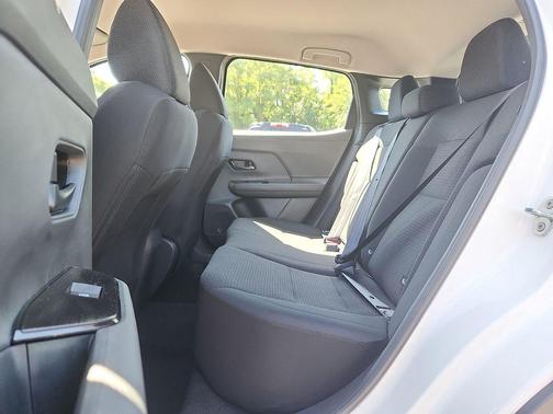 Fresh Powder 2026 Nissan Kicks S
