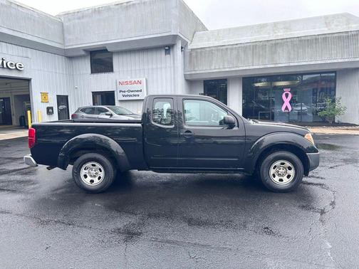 Super Black 2008 Nissan Frontier XE King Cab