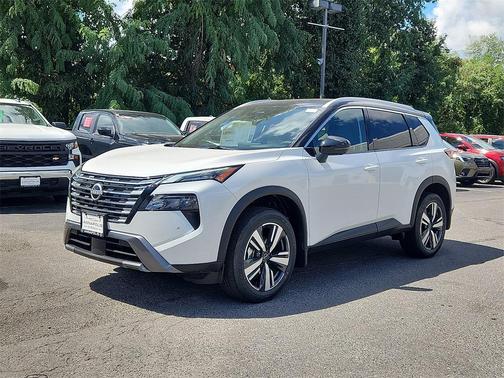 2025 Nissan Rogue SL