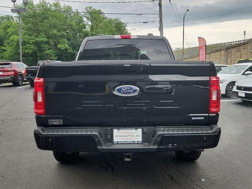 AGATE BLACK 2021 Ford F-150 XLT