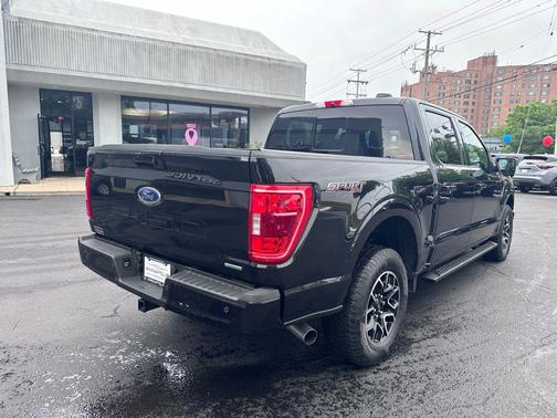 AGATE BLACK 2021 Ford F-150 XLT