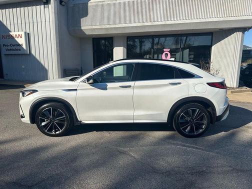 Radiant White 2023 INFINITI QX55 LUXE