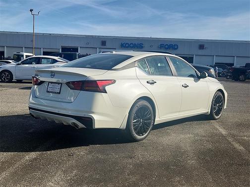 2025 Nissan Altima 2.5 SV