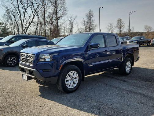 Deep Blue Pearl 2022 Nissan Frontier SV