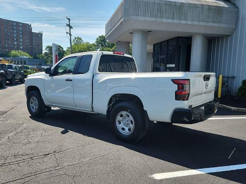 Glacier White 2026 Nissan Frontier S