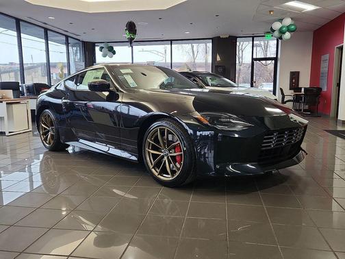 Midnight Purple 2026 Nissan Z Performance