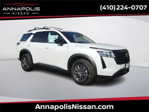 Everest White Pearl Tricoat 2026 Nissan Pathfinder SV