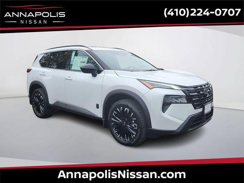 Everest White Pearl Tricoat 2026 Nissan Rogue Dark Armor