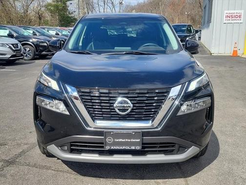 Super Black 2021 Nissan Rogue SV