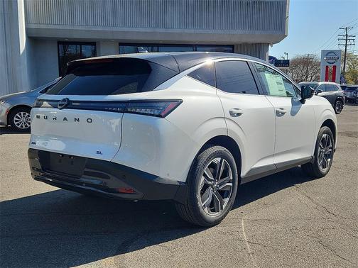 2025 Nissan Murano SL