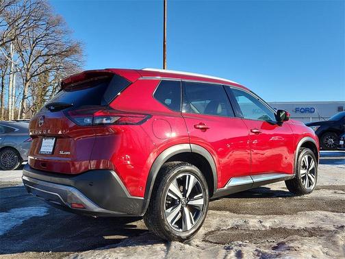 2023 Nissan Rogue SL