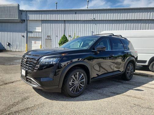 Super Black 2026 Nissan Pathfinder SL