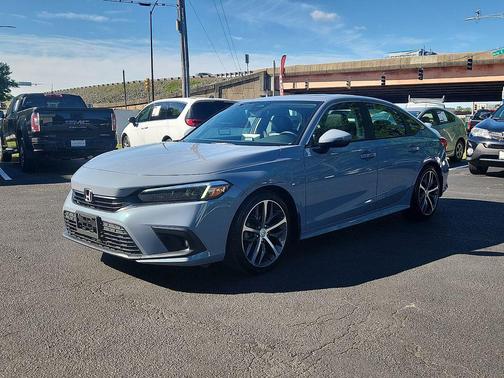 Morning Mist Metallic 2024 Honda Civic Touring