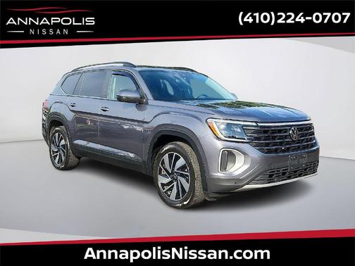 Platinum Gray Metallic 2024 Volkswagen Atlas 2.0T SE w/Technology 4MOTION