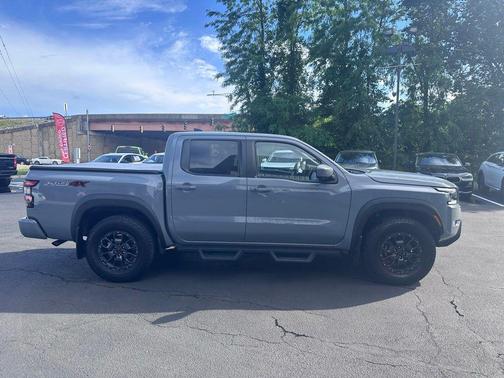 Boulder Gray Pearl 2023 Nissan Frontier PRO-4X