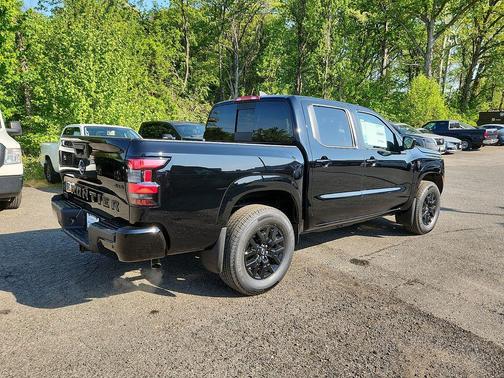Super Black 2026 Nissan Frontier SV