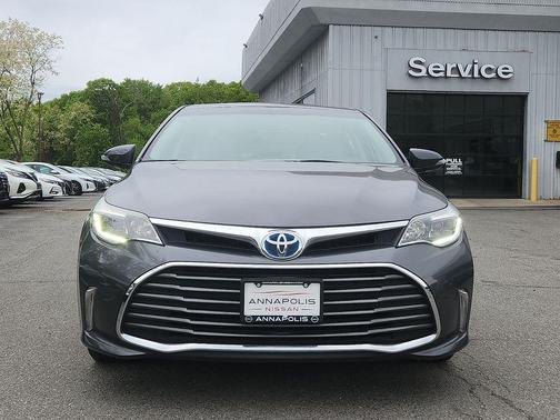 Magnetic Gray Metallic 2016 Toyota Avalon Hybrid Limited