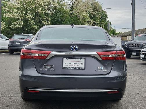 Magnetic Gray Metallic 2016 Toyota Avalon Hybrid Limited