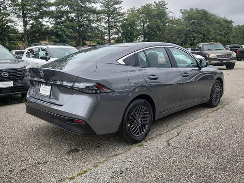 Gun Metallic 2026 Nissan Sentra SV