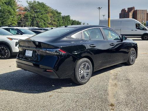 Super Black 2027 Nissan Sentra S