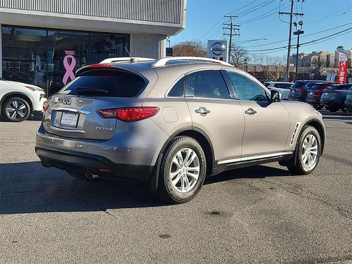 2009 INFINITI FX35 Base