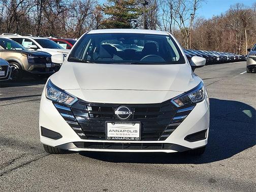 2024 Nissan Versa 1.6 SV