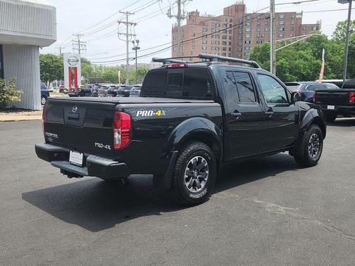 Magnetic Black Pearl 2020 Nissan Frontier PRO-4X